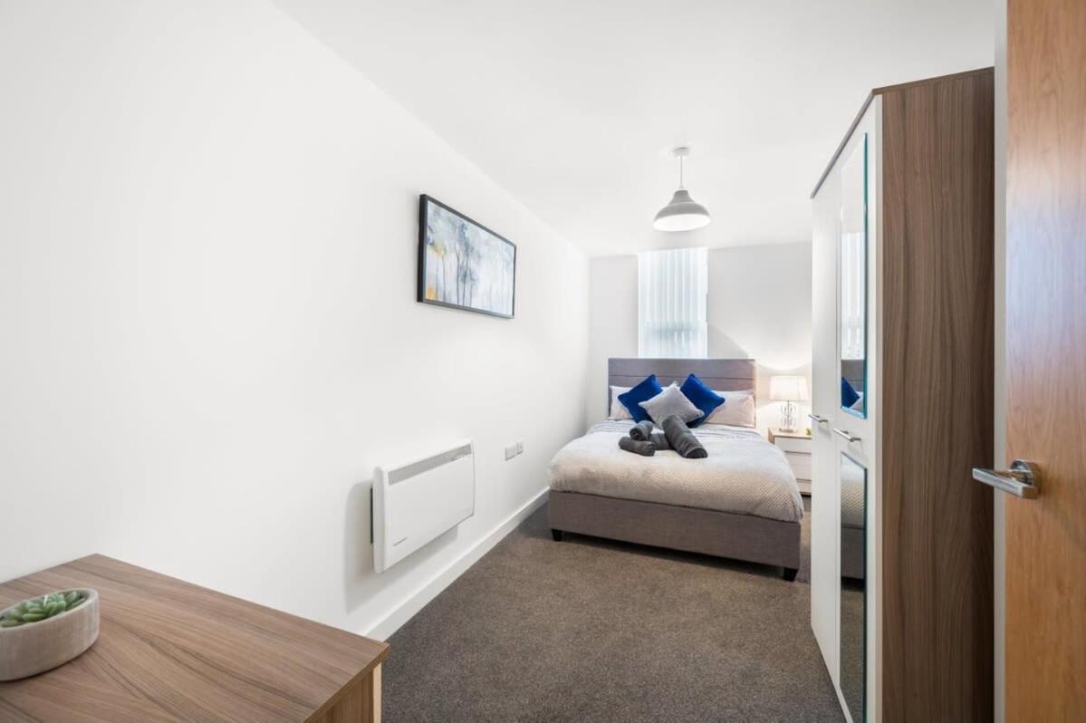 A Lovely 2 Bedroom Apartment In The Heart Of Preston Preston  Bagian luar foto