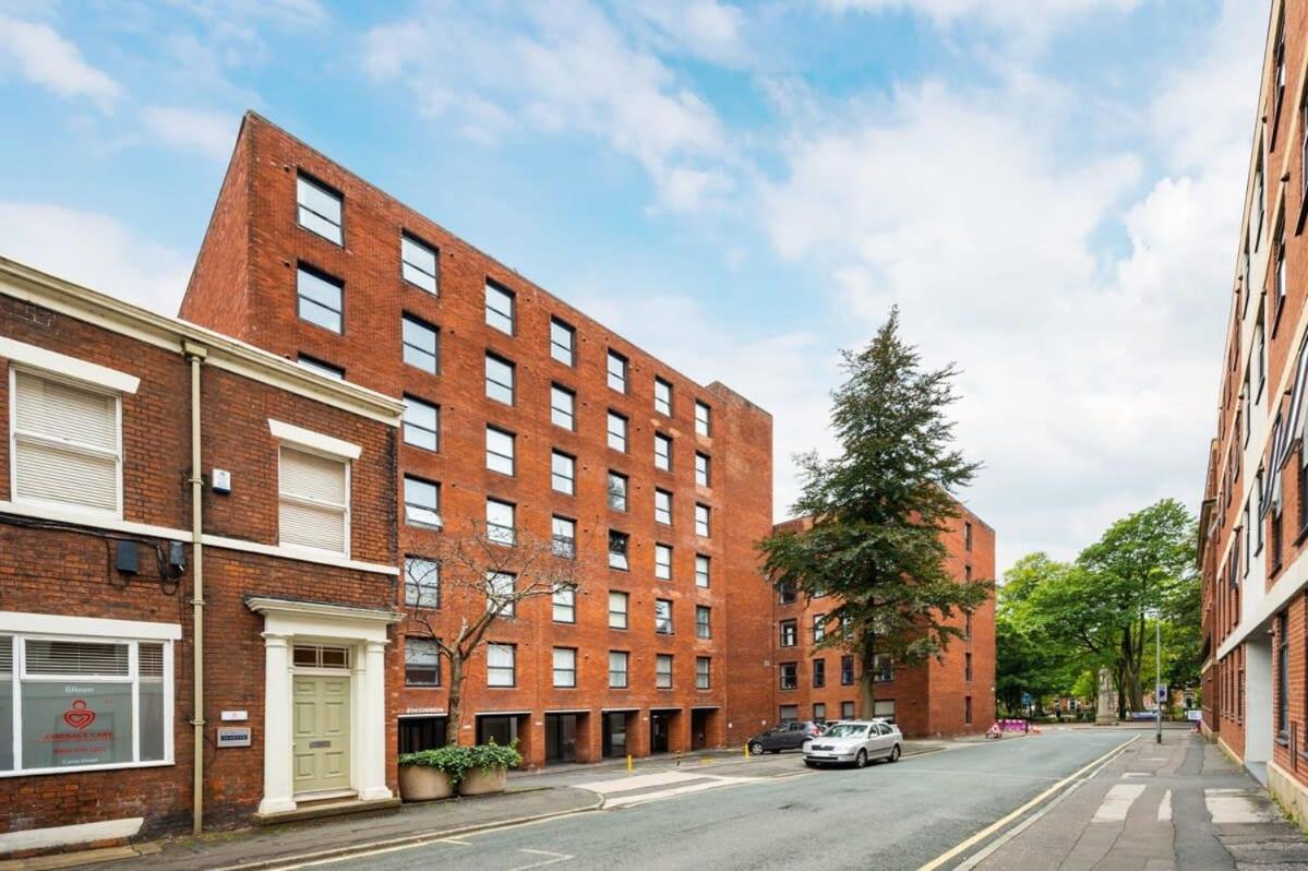 A Lovely 2 Bedroom Apartment In The Heart Of Preston Preston  Bagian luar foto
